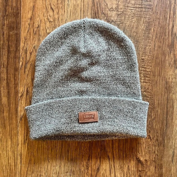 Levi's Beanie - Picture 1 of 3